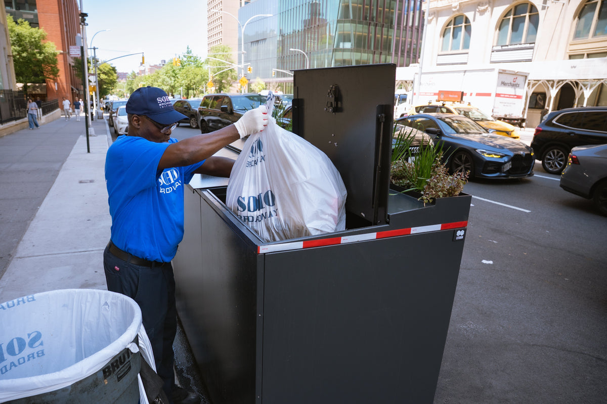 How Cities Are Fighting Rats: Poison, Birth Control, Traps, and the Case for Containerization