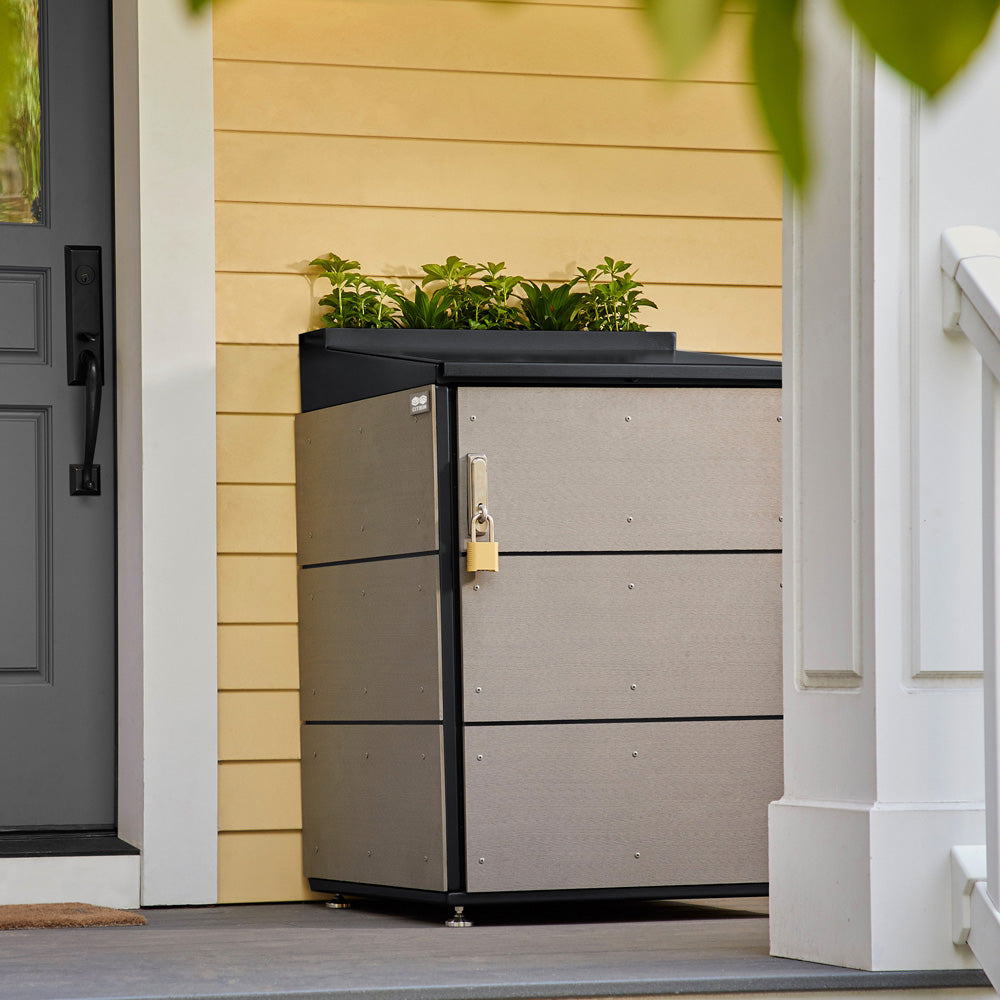 Parcelbin with Built-in planter