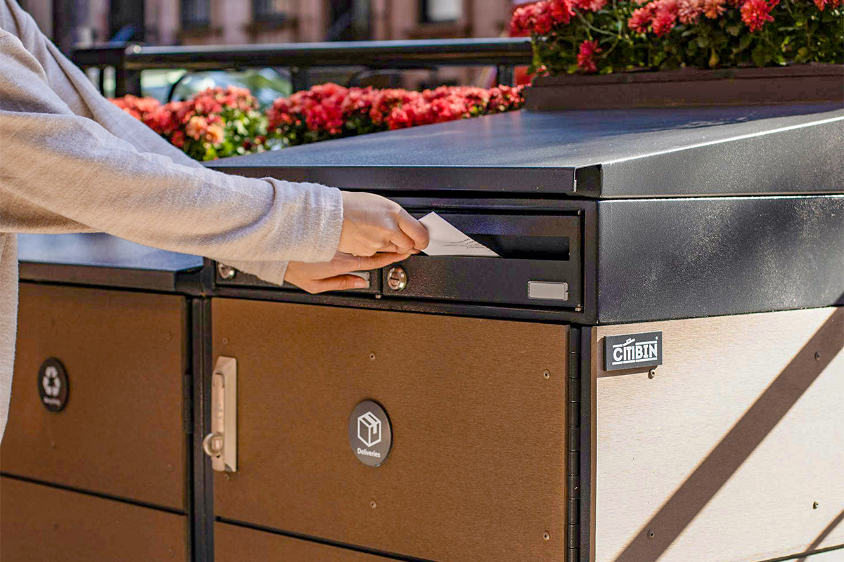 ParcelBin and Mailbox with Planter